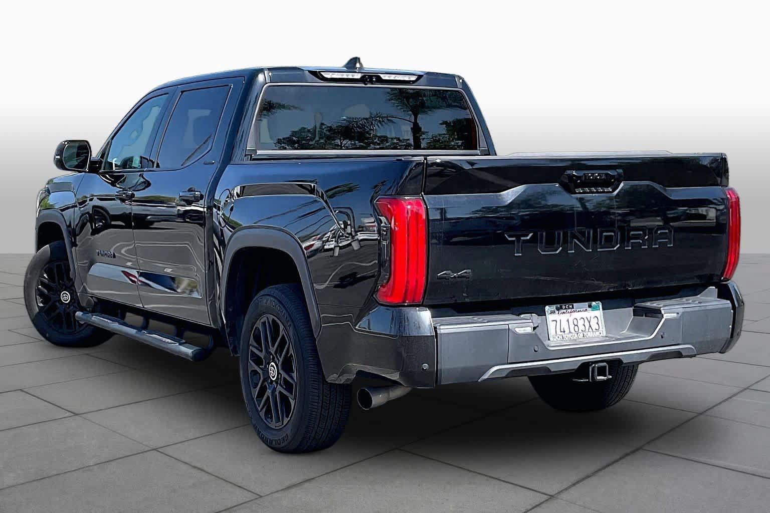 Used 2024 Toyota Tundra Limited AWD/4WD image 11