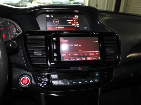 Used 2016 Honda Accord EX-L image 15