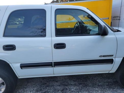 Used 2000 Chevrolet Tahoe LS w/ LS Preferred Equipment Group AWD/4WD image 24