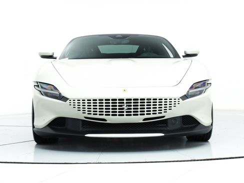 Certified 2023 Ferrari Roma image 11