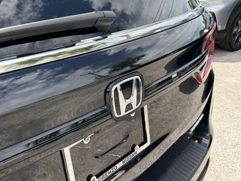 Used 2025 Honda Odyssey Sport-L image 17
