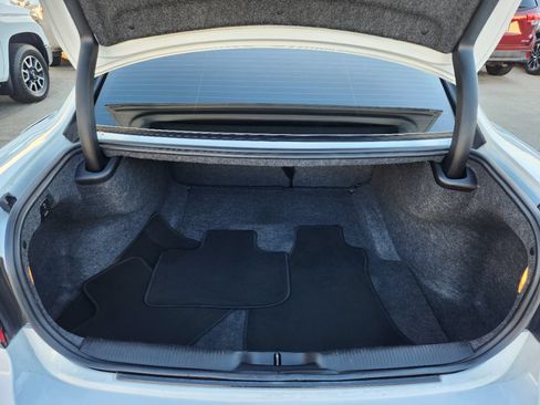 Used 2022 Dodge Charger SXT RWD image 13