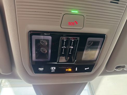 New 2026 Volkswagen Atlas SE image 25