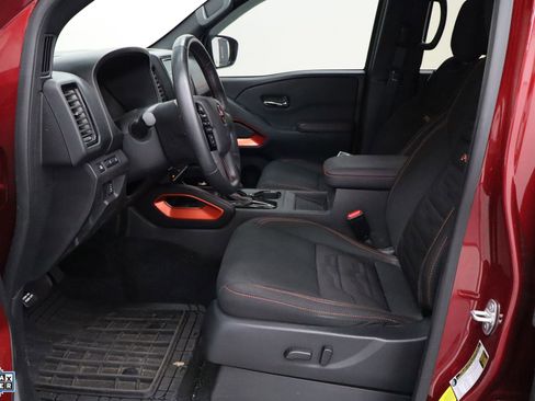 Used 2024 Nissan Frontier Pro-X w/ Pro Convenience Package image 12
