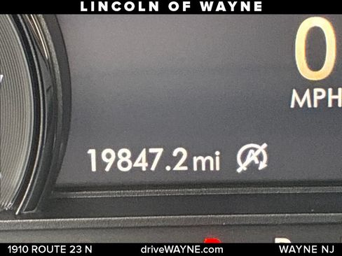 Certified 2022 Lincoln Corsair AWD w/ Premium Package image 18