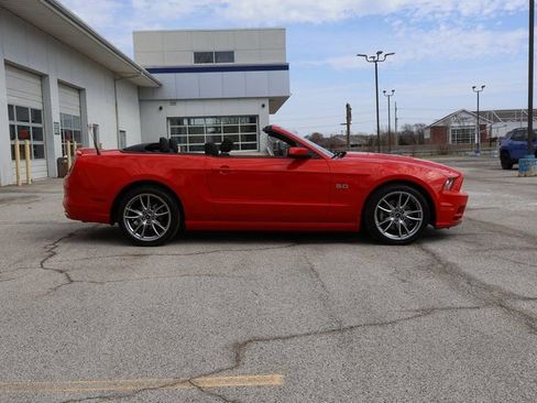 Used 2013 Ford Mustang GT image 9