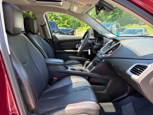 Used 2017 GMC Terrain SLT w/ Open Road Package AWD/4WD image 28