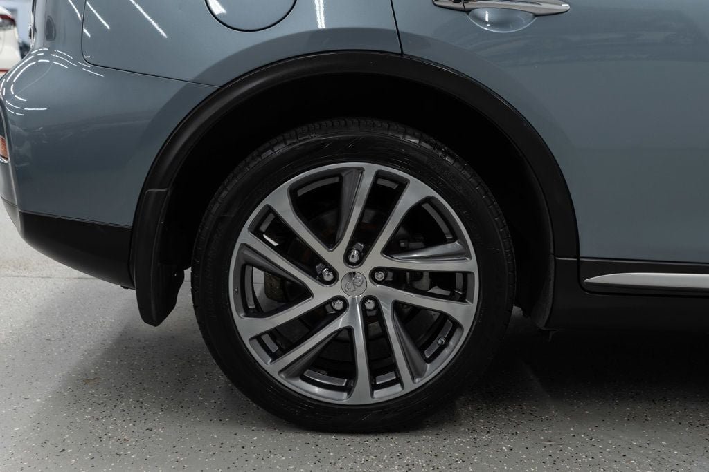 Used 2017 INFINITI QX50 2WD w/ Deluxe Touring Package image 31