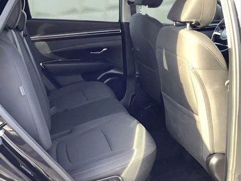 Used 2024 Hyundai Tucson SE image 17