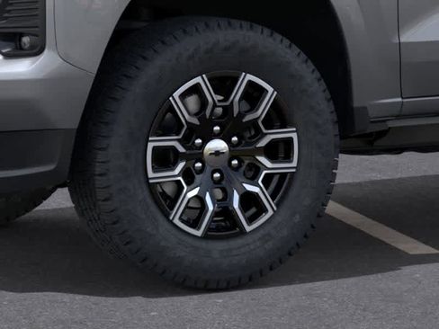 New 2026 Chevrolet Colorado Z71 image 9