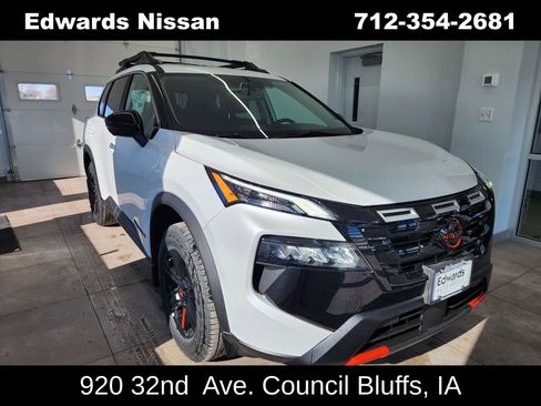 New 2026 Nissan Rogue Rock Creek w/ Rock Creek Premium Package image 2