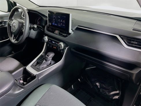 Certified 2024 Toyota RAV4 XLE image 25