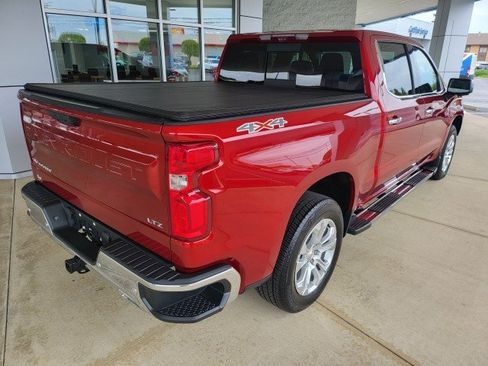 Used 2023 Chevrolet Silverado 1500 LTZ w/ Technology Package AWD/4WD image 17