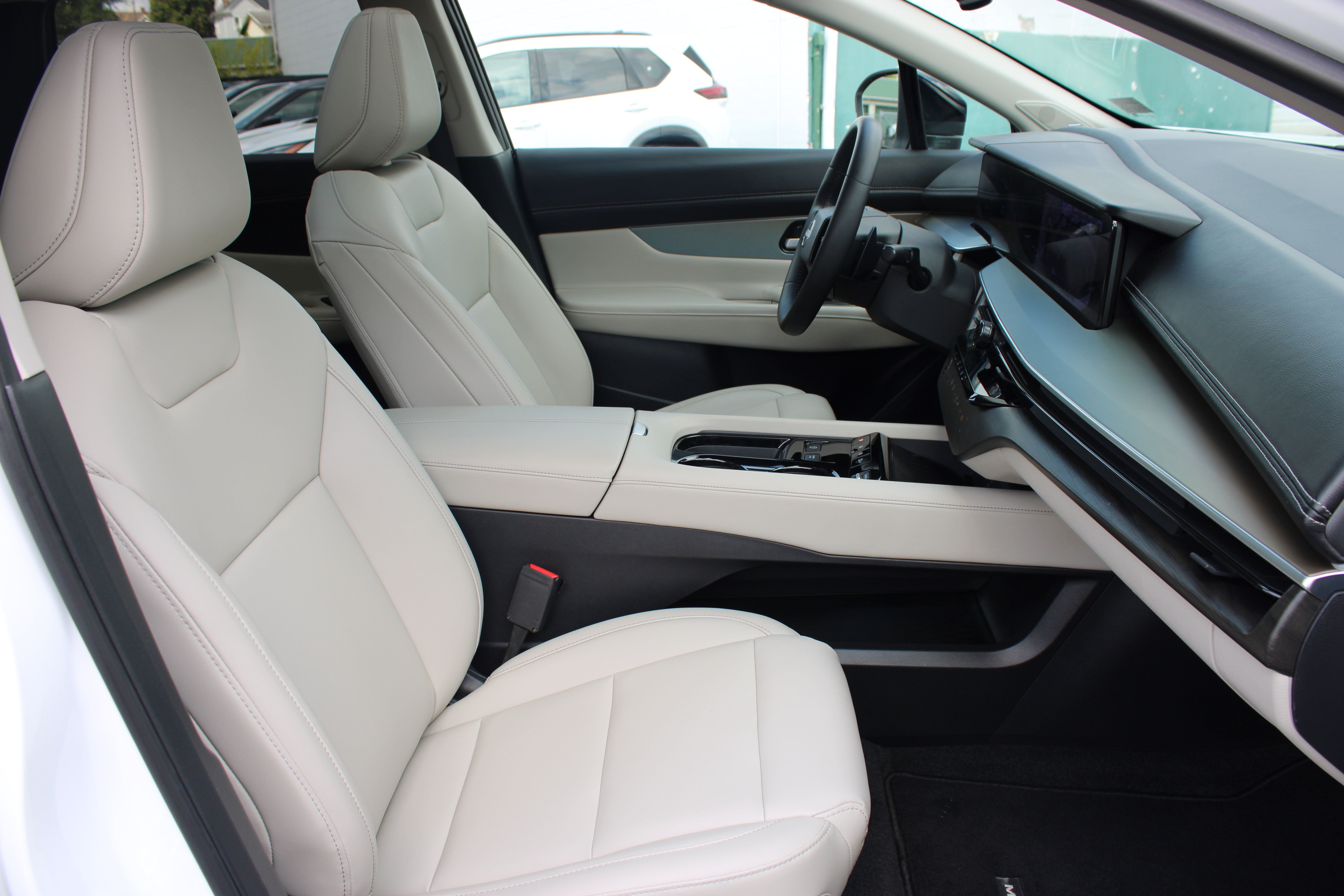 Certified 2025 Nissan Murano SL AWD/4WD image 13