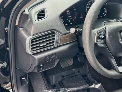 Used 2018 Honda Accord EX image 10