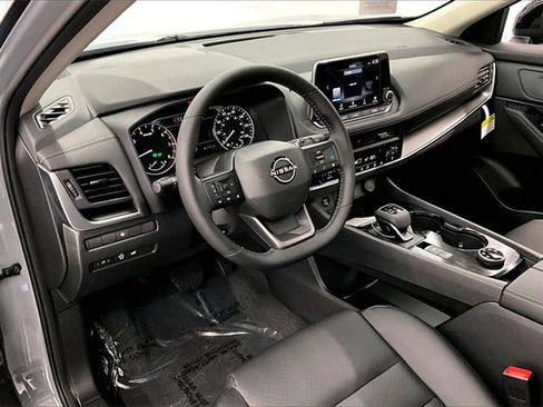 New 2026 Nissan Rogue Dark Armor image 6