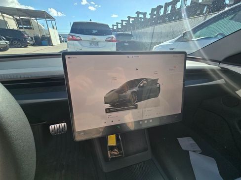 Used 2024 Tesla Model 3 Performance image 14