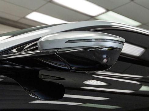 Used 2022 Lucid Air Grand Touring image 15