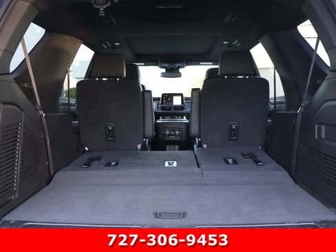 Used 2023 GMC Yukon SLT RWD image 23