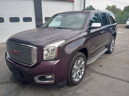 Used 2015 GMC Yukon Denali w/ Touring Package AWD/4WD image 2