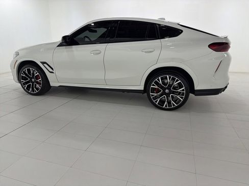 Certified 2022 BMW X6 M w/ Competition Package image 2