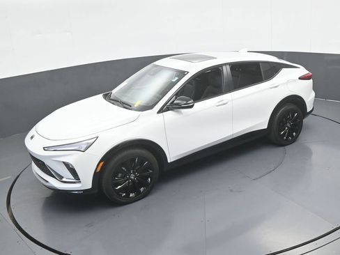 Used 2024 Buick Envista Sport Touring w/ Experience Buick Package image 48