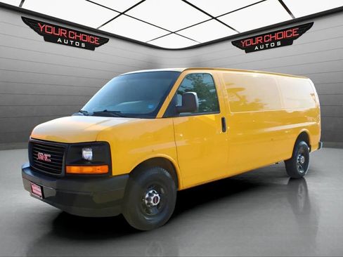 Used 2017 GMC Savana 2500 Extended image 1