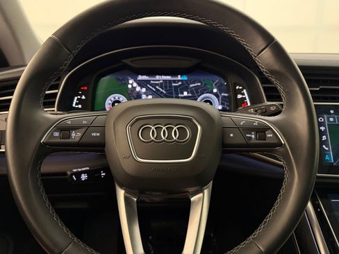 Used 2023 Audi Q8 Premium w/ Convenience Package AWD/4WD image 17