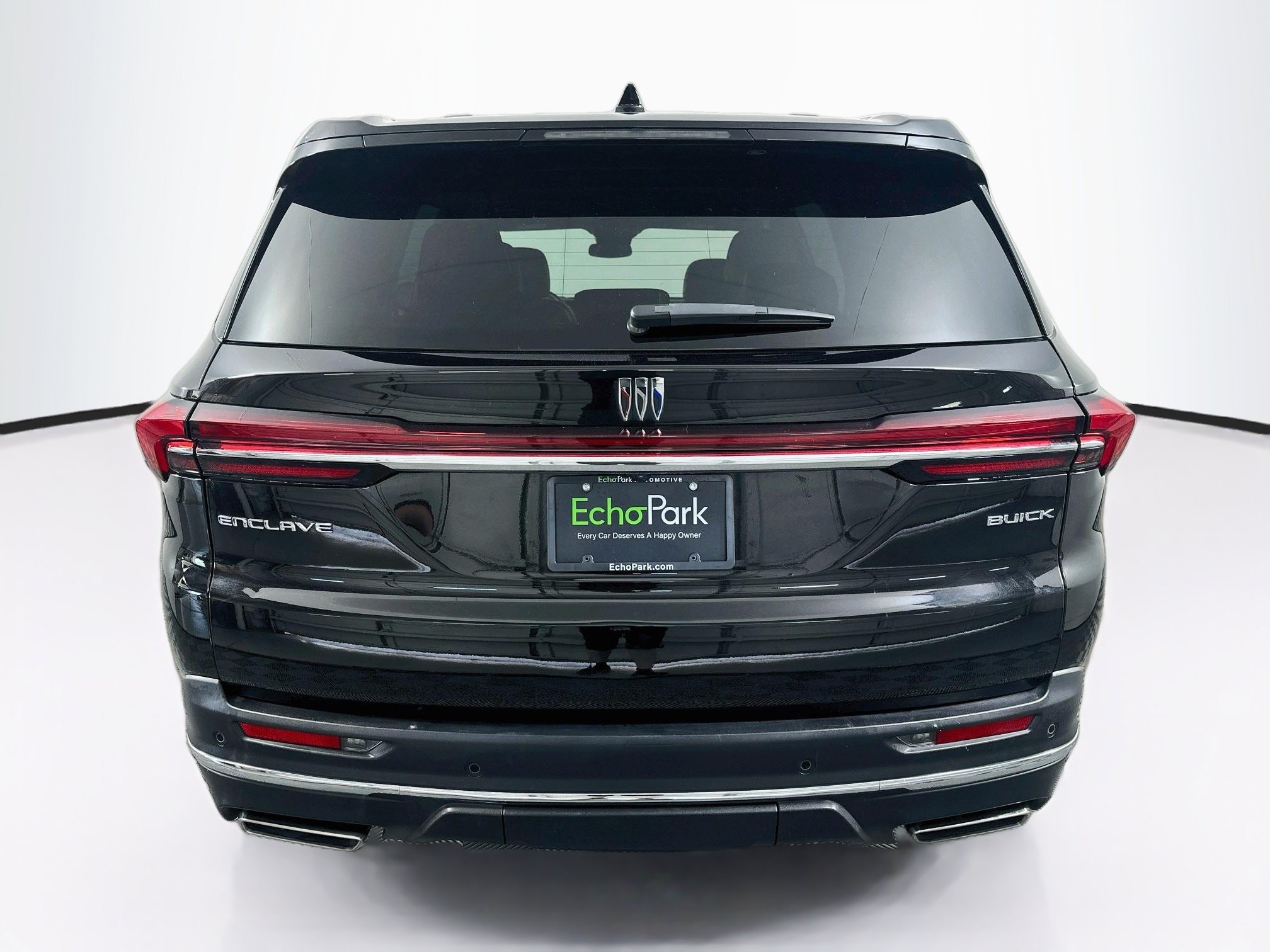 Used 2025 Buick Enclave Preferred FWD image 7