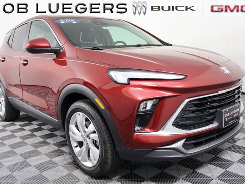 Certified 2024 Buick Encore GX Preferred FWD image 1