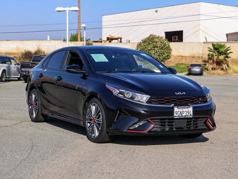 Used 2023 Kia Forte GT-Line w/ GT-Line Technology Package FWD image 2