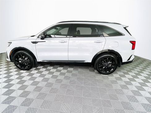 Used 2023 Kia Sorento SX AWD/4WD image 4