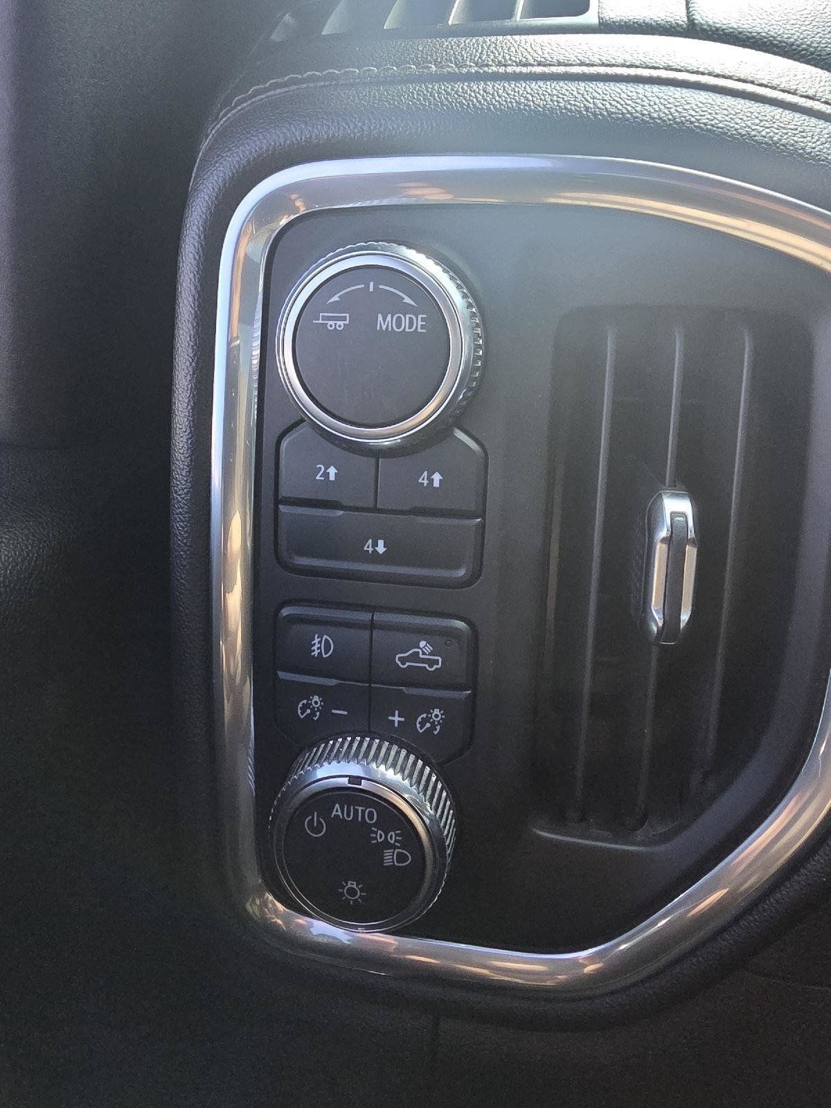 Used 2022 GMC Sierra 2500 SLE w/ SLE Convenience Package AWD/4WD image 21