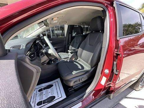 Used 2023 Buick Encore GX Select w/ Safety Package II AWD/4WD image 19