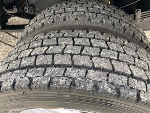 Used 2017 Ford F550 4x4 SuperCab Super Duty image 12