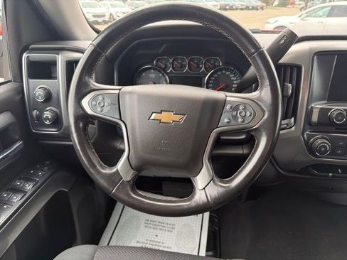 Used 2019 Chevrolet Silverado 1500 LT AWD/4WD image 22