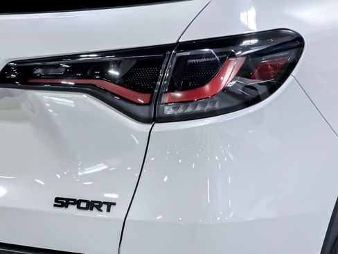 Used 2025 Honda HR-V Sport image 28