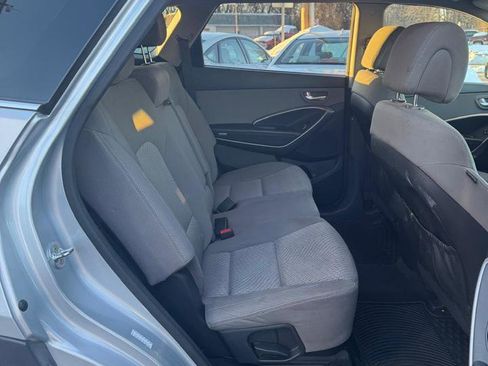 Used 2017 Hyundai Santa Fe SE w/ Cargo Package image 14