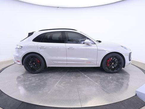 Certified 2022 Porsche Macan GTS AWD/4WD image 8