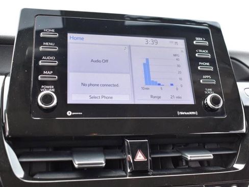 Used 2023 Toyota Camry SE image 8