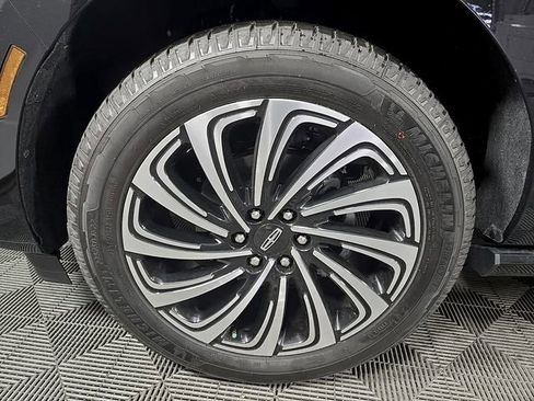 New 2026 Lincoln Navigator L Black Label AWD/4WD image 9