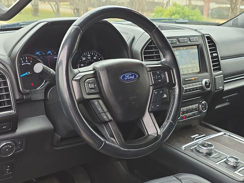 Used 2018 Ford Expedition Limited w/ Equipment Group 301A image 14