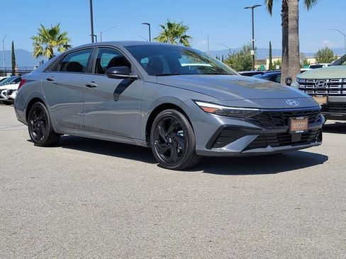 New 2026 Hyundai Elantra SEL Sport FWD image 31