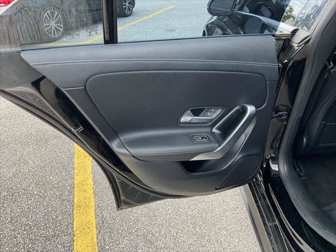 Used 2020 Mercedes-Benz CLA 250 image 22