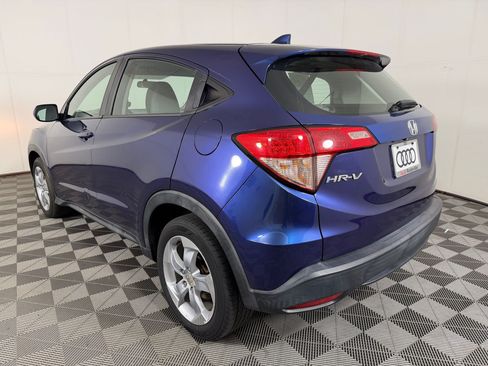 Used 2016 Honda HR-V LX image 3