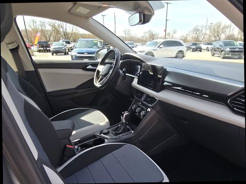 Used 2025 Volkswagen Taos S image 21