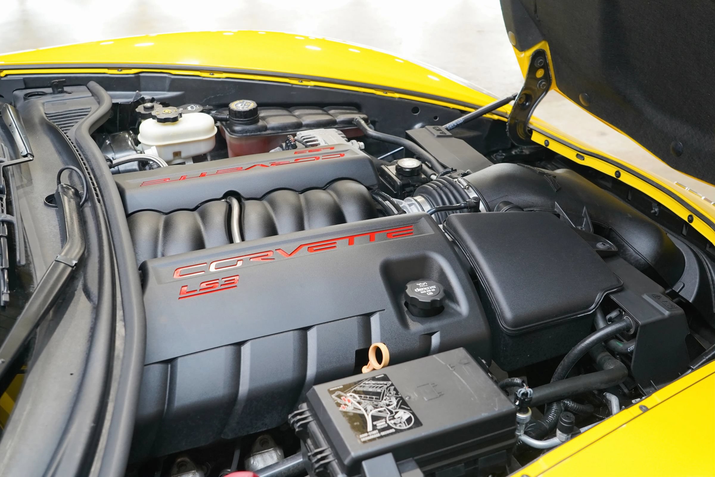 Used 2012 Chevrolet Corvette Coupe w/ Roof Package RWD image 41