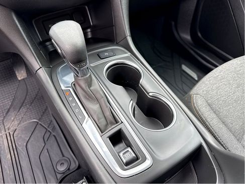 Used 2022 Chevrolet Equinox LT image 22