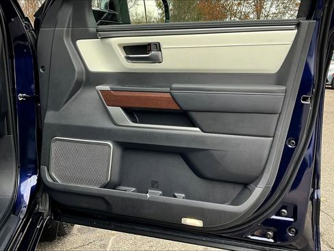 Certified 2025 Toyota Sequoia Capstone image 21