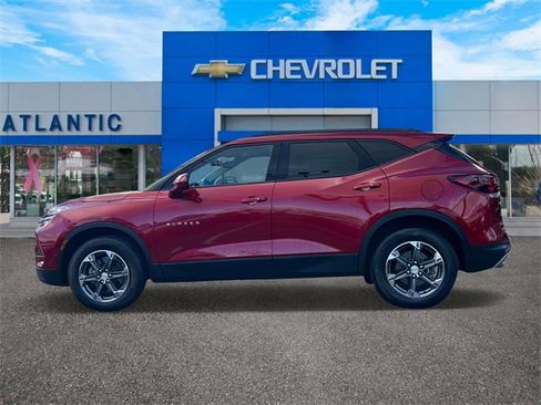 Certified 2025 Chevrolet Blazer LT w/ Convenience Package image 4